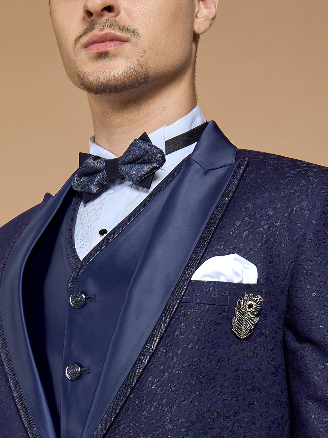Men's Navy Blue Printed Tuxedo With Peak Collar