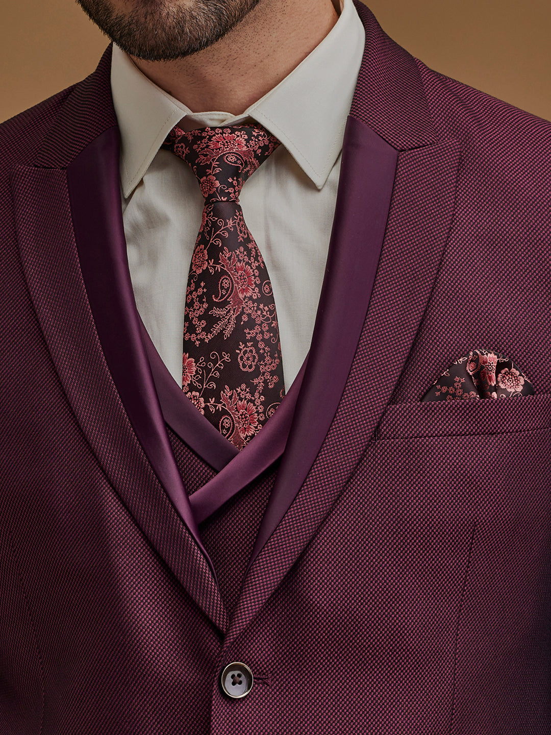 Single Breasted Textured Wine Five Piece Suit