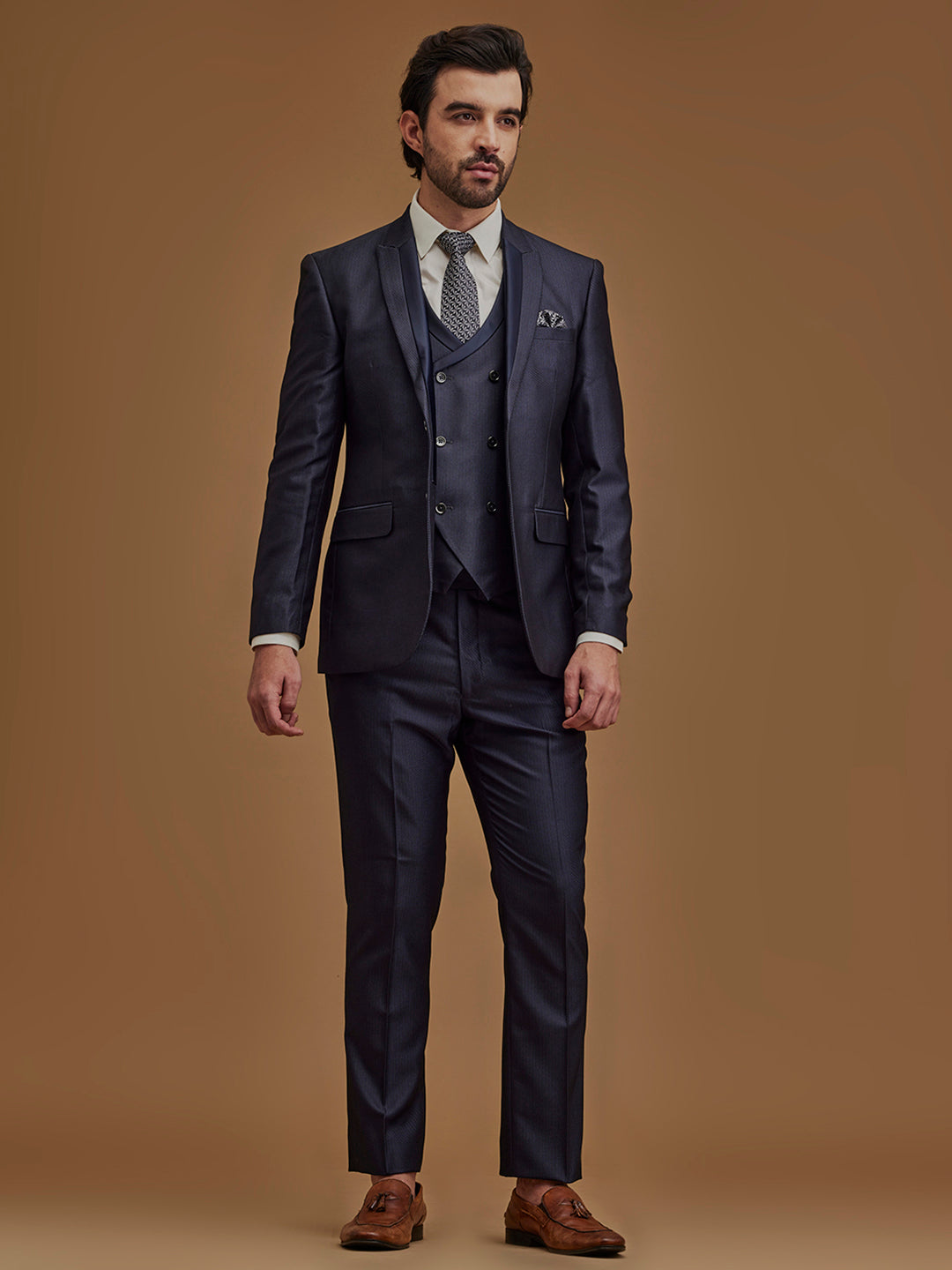 Single Breasted Textured Grey Five Piece Suit