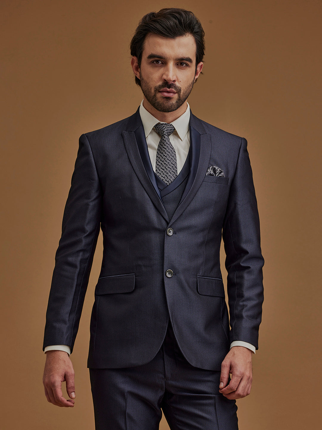 Single Breasted Textured Grey Five Piece Suit