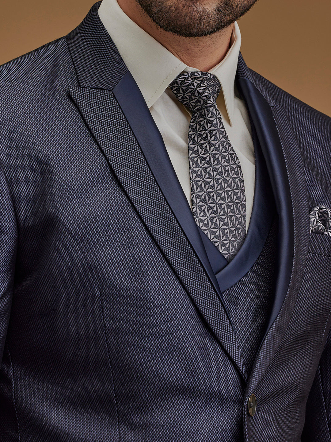 Single Breasted Textured Grey Five Piece Suit