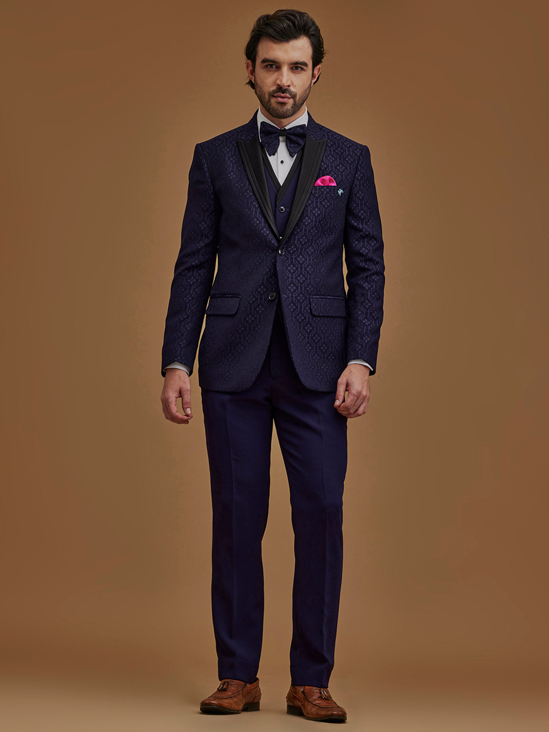 Double Toned Textured Five Piece Suit