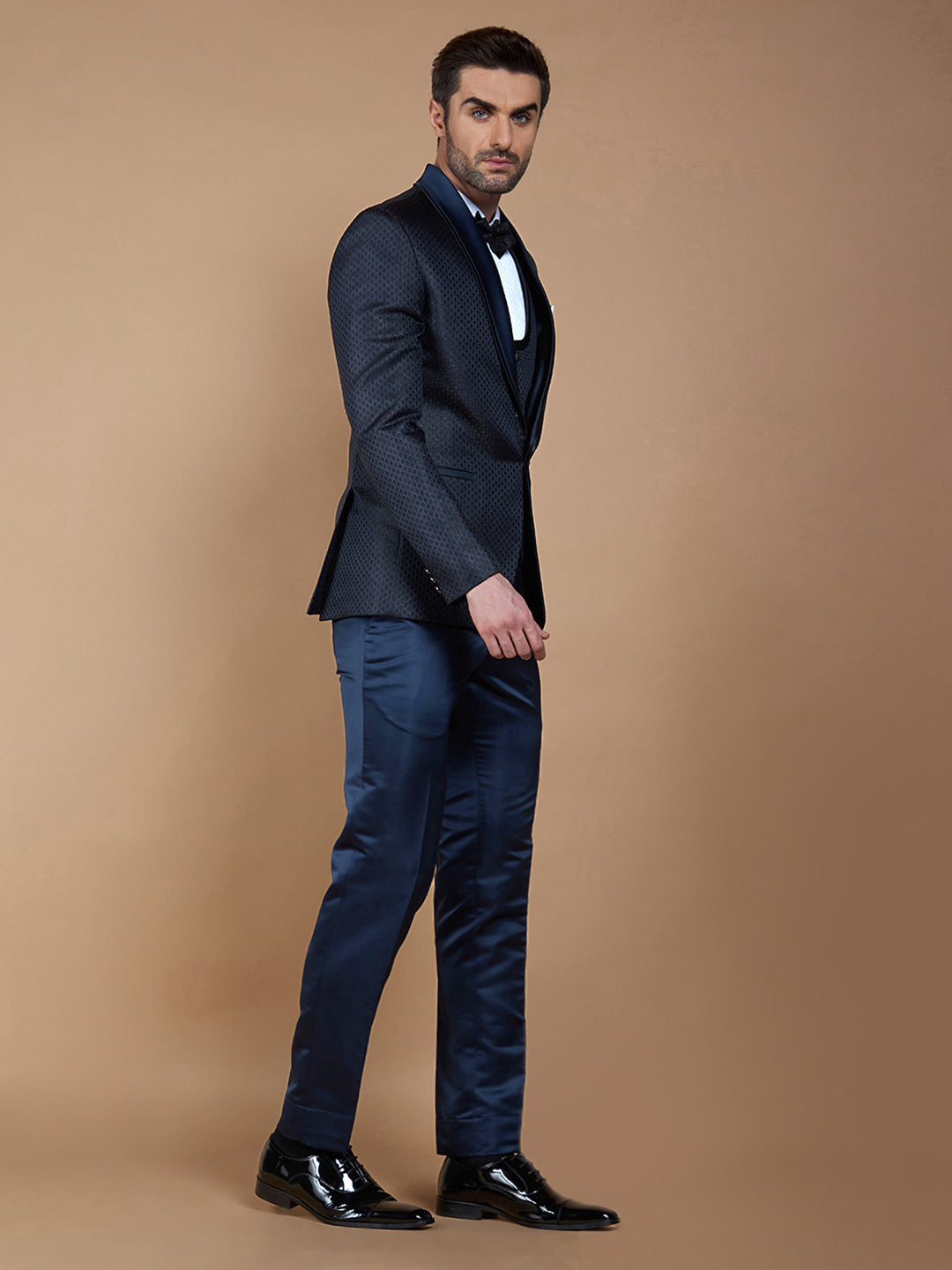 Blue Textured Casual Wear Suit