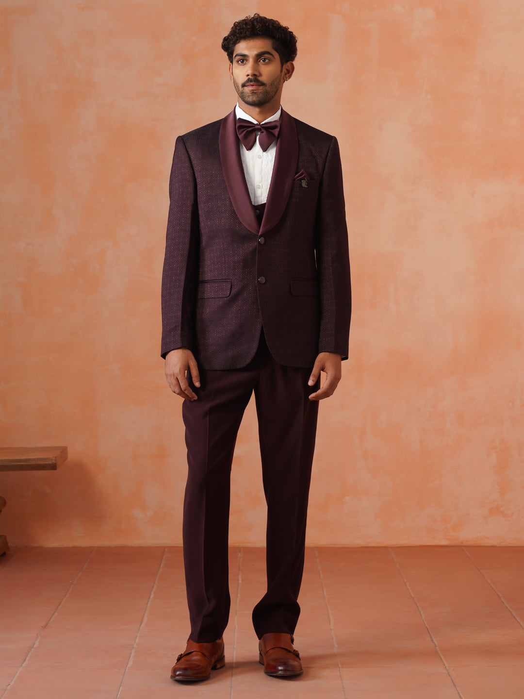 Men’s  Maroon Textured Shawl Collar Suit Set
